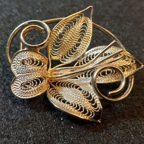Vintage Floral Filigree Brooch - Picture 1 of 5